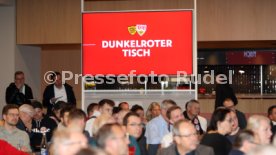 15.10.24 VfB Stuttgart Dunkelroter Tisch